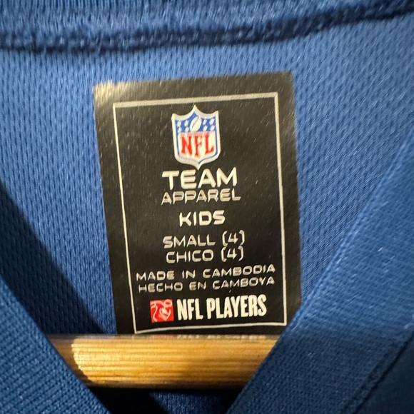 Indianapolis Colts Andrew Luck NFL Football Jersey - Picture 4 of 6